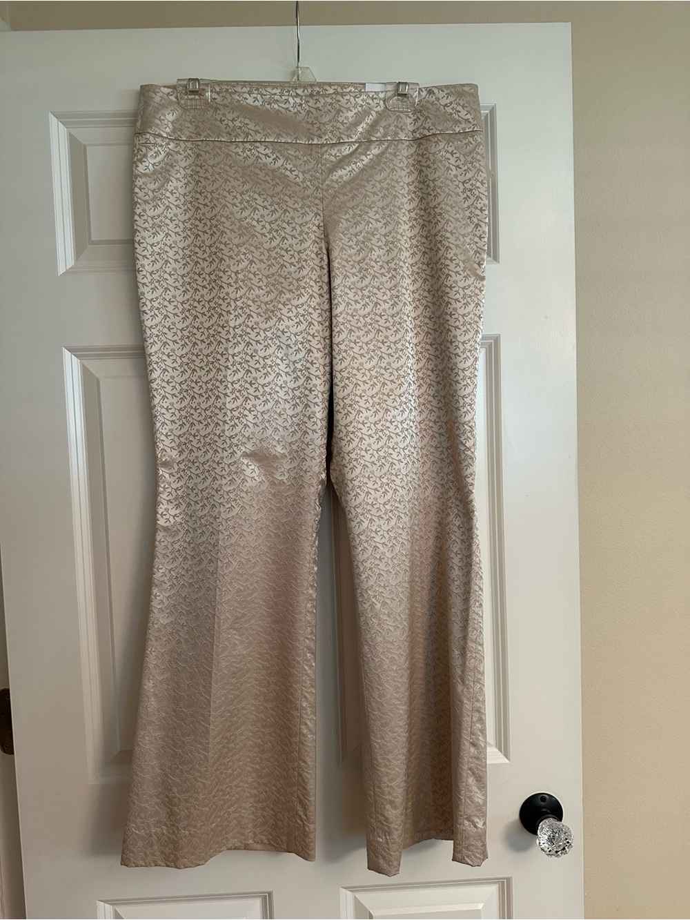 Harold’s Size 12 Gold Floral Jacquard Pants NWT Alex Fit